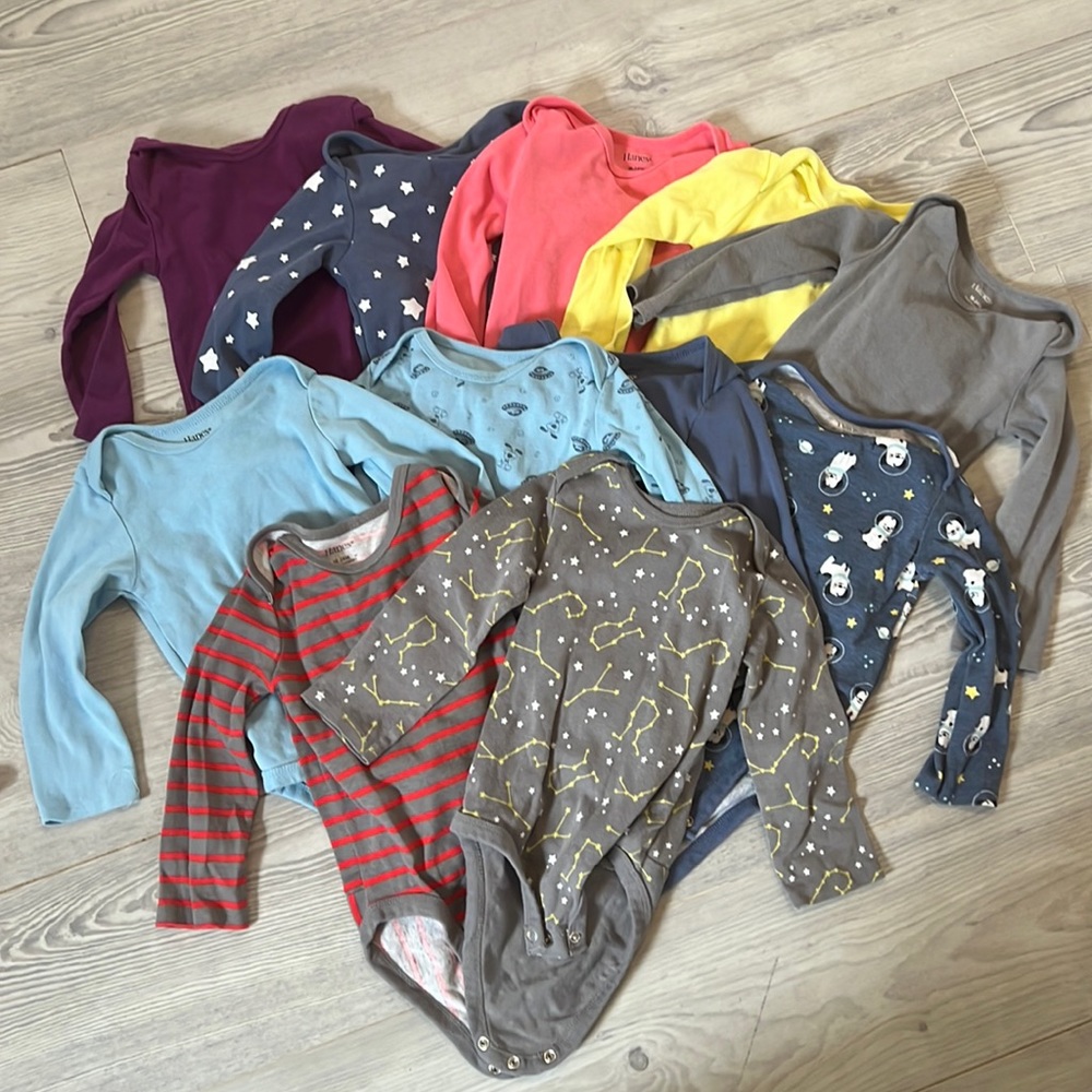 Long sleeve Onsie Bundle ⭐️✨